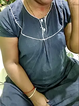 Snapshot of NEHA-DESHI chatting on 02.13.25 NEHA-DESHI online show from 02.13.25