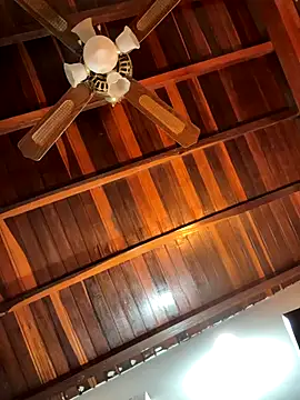 Snapshot of tom_thick chatting on 11.29.25 tom thick online show from 11.29.25