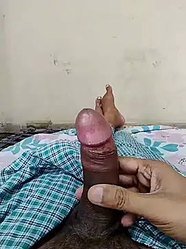 AUNTY1984 online show from 09.18.25