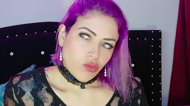 Natalia Montoya online show from 05.04.26