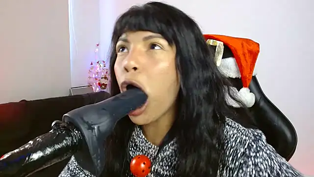 Snapshot of Anabel693 chatting on 12.22.24 Anabel693 online show from 12.22.24