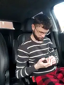 Snapshot of Talenjames4 chatting on 01.05.25 Talenjames4 online show from 01.05.25