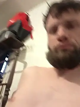 Snapshot of Talenjames4 chatting on 12.15.25 Talenjames4 online show from 12.15.25