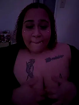 Snapshot of Juicyjordie chatting on 12.02.24 Juicyjordie online show from 12.02.24