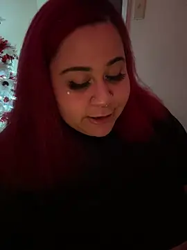 Snapshot of Juicyjordie chatting on 12.17.24 Juicyjordie online show from 12.17.24