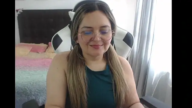 Snapshot of samy_vsn chatting on 03.09.25 samy vsn online show from 03.09.25