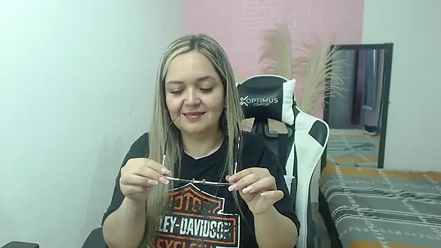 Snapshot of samy_vsn chatting on 07.16.26 samy vsn online show from 07.16.26