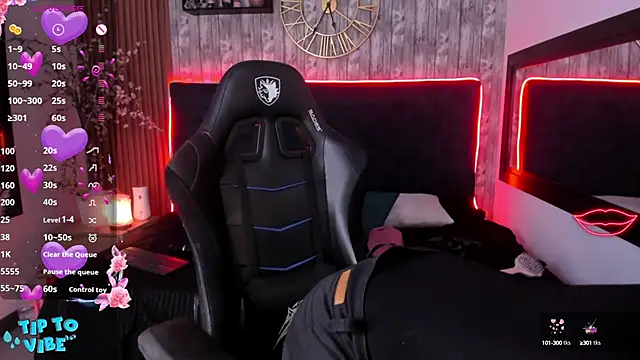 Neko Misaki online show from 03.20.25