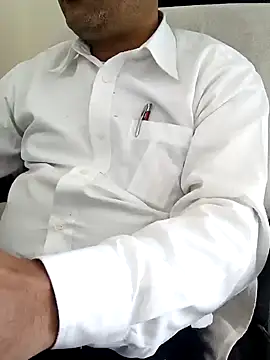 Snapshot of Hot-man39 chatting on 12.20.24 Hot-man39 online show from 12.20.24