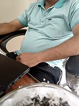 Snapshot of Hot-man39 chatting on 10.22.25 Hot-man39 online show from 10.22.25