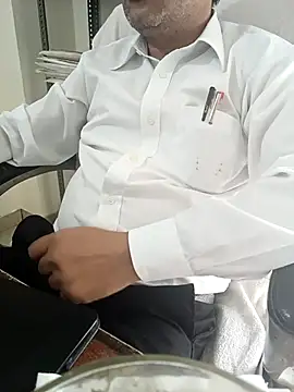 Snapshot of Hot-man39 chatting on 10.30.25 Hot-man39 online show from 10.30.25