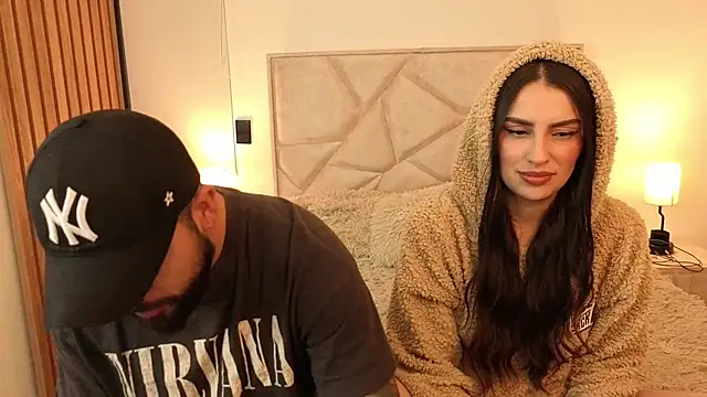 Snapshot of teseo_and_afroditha_ chatting on 11.27.25 teseo and afroditha online show from 11.27.25