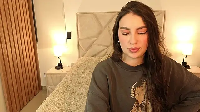 Snapshot of teseo_and_afroditha_ chatting on 12.23.25 teseo and afroditha online show from 12.23.25