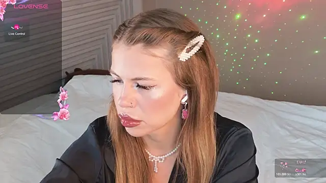 KristinaMoon online show from 04.19.26