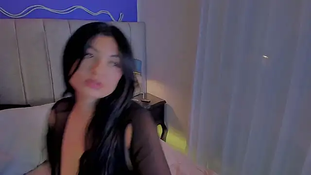 Snapshot of EvaaStevens chatting on 05.27.26 EvaaStevens online show from 05.27.26