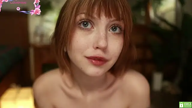 Snapshot of electric_babe chatting on 09.17.25 electric babe online show from 09.17.25