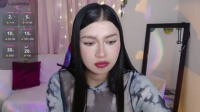 mily thomson b  online show from 06.12.26