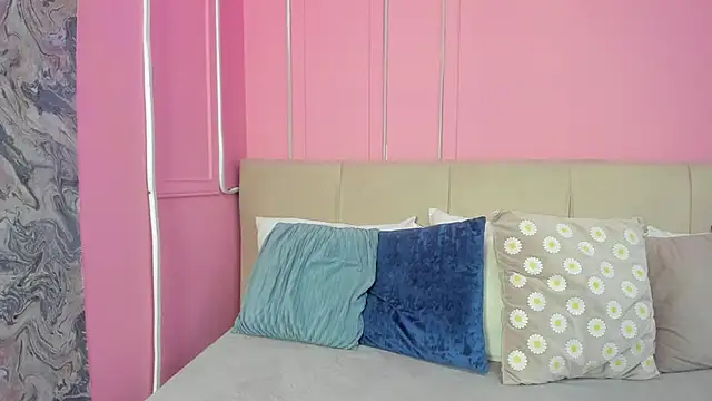 Emelyy Carter online show from 10.22.25