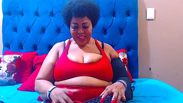 Snapshot of ebonycandy10 chatting on 01.17.26 ebonycandy10 online show from 01.17.26