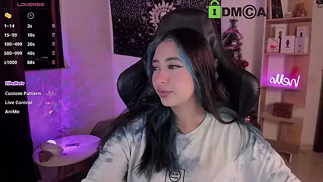 sweetcoralinee online show from 01.10.25