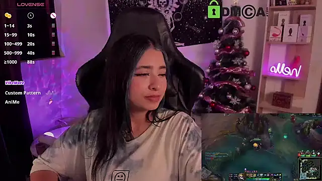 sweetcoralinee online show from 01.10.25