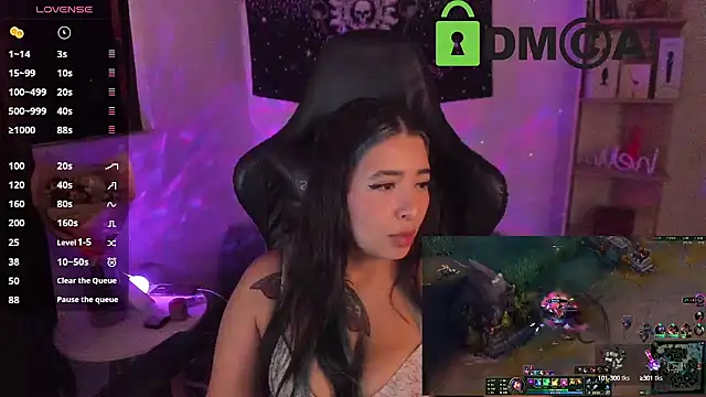 sweetcoralinee online show from 02.12.25