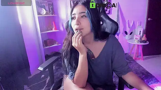 sweetcoralinee online show from 01.06.26