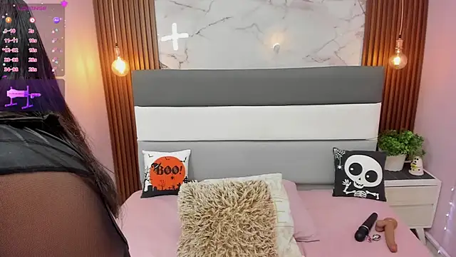 ETHANLOVE1 online show from 10.28.25