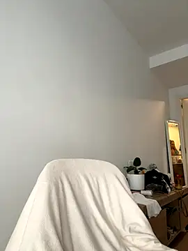 Snapshot of streetdoll chatting on 09.21.25 streetdoll online show from 09.21.25