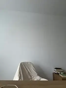 Snapshot of streetdoll chatting on 11.11.25 streetdoll online show from 11.11.25