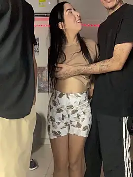 royalgirls x online show from 11.28.25