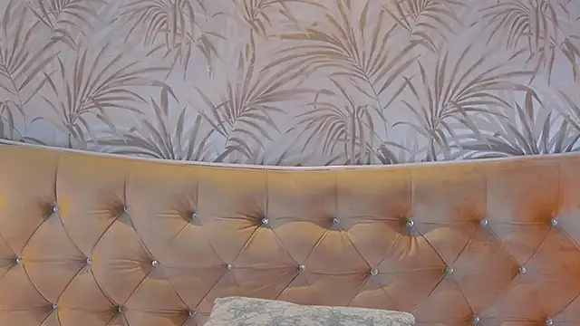 ThaniaJones online show from 01.26.25