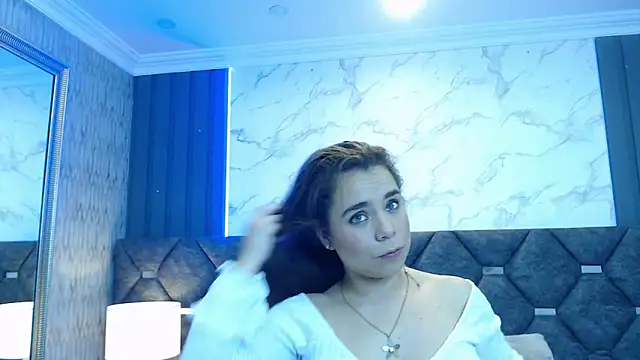 ThaniaJones online show from 03.13.25