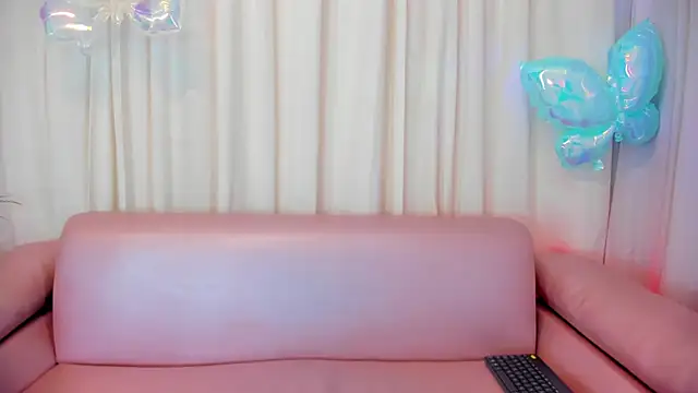 samanthaevans4 online show from 06.15.26