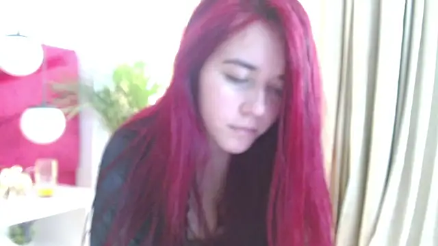 Snapshot of Sophie_ponce chatting on 04.18.26 Sophie ponce online show from 04.18.26