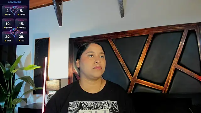 Snapshot of EmiliWilliams chatting on 06.07.26 EmiliWilliams online show from 06.07.26