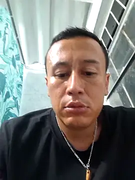 Snapshot of andresbigcock9 chatting on 04.20.26 andresbigcock9 online show from 04.20.26
