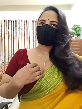 Snapshot of Payel-Sen chatting on 11.14.25 Payel-Sen online show from 11.14.25