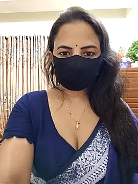 Snapshot of Payel-Sen chatting on 11.15.25 Payel-Sen online show from 11.15.25