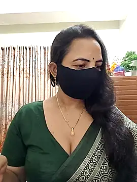 Snapshot of Payel-Sen chatting on 11.20.25 Payel-Sen online show from 11.20.25