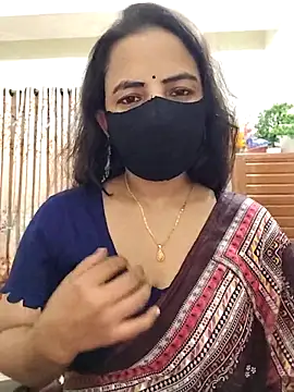 Snapshot of Payel-Sen chatting on 11.22.25 Payel-Sen online show from 11.22.25