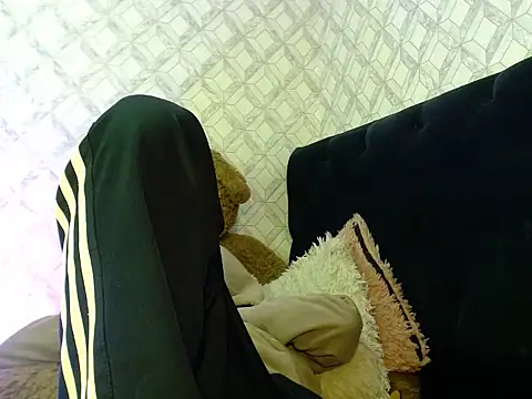 Emma-Wilson online show from 03.19.26