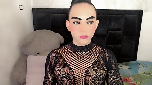 Snapshot of Michell_Queen chatting on 11.26.25 Michell Queen online show from 11.26.25