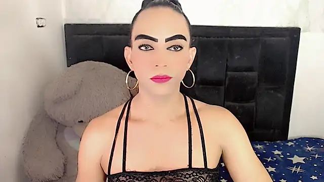 Snapshot of Michell_Queen chatting on 11.30.25 Michell Queen online show from 11.30.25