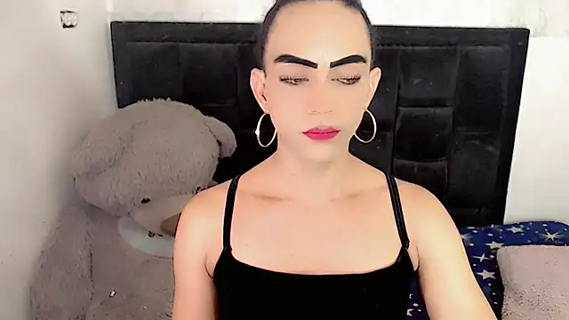 Snapshot of Michell_Queen chatting on 12.01.25 Michell Queen online show from 12.01.25