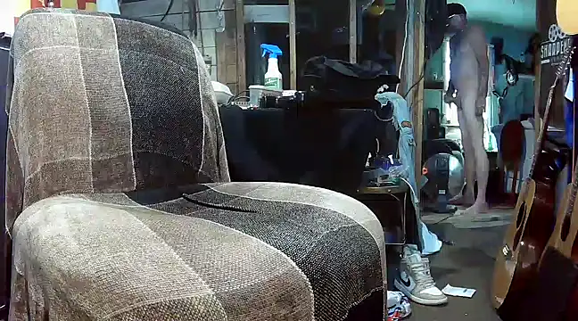 Snapshot of lustfan69 chatting on 03.11.25 lustfan69 online show from 03.11.25