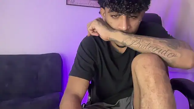 Snapshot of dominic_brandd23 chatting on 03.05.26 dominic brandd23 online show from 03.05.26