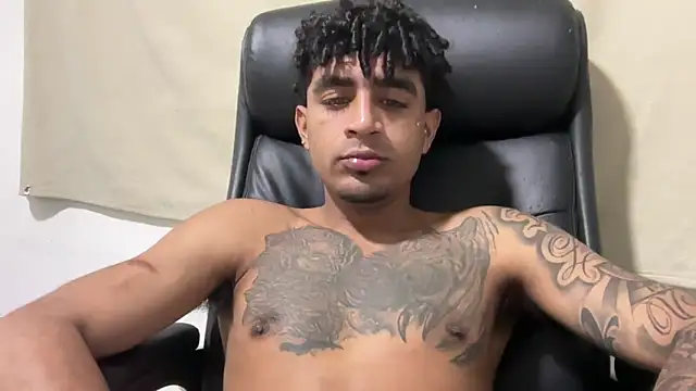 Snapshot of dominic_brandd23 chatting on 03.09.26 dominic brandd23 online show from 03.09.26