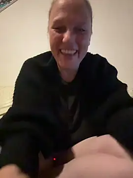 MoniqueLaFee online show from 05.01.26