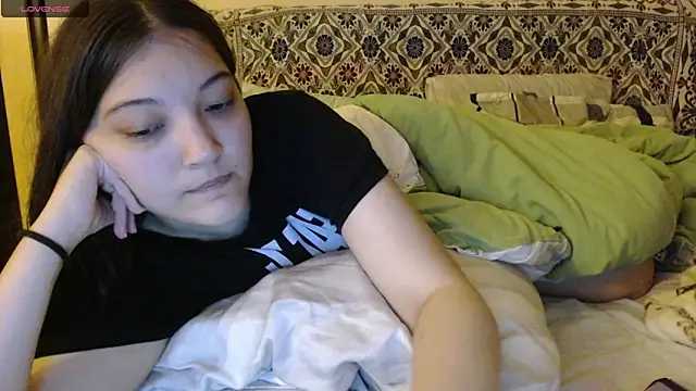 AlisaDevis online show from 10.07.25